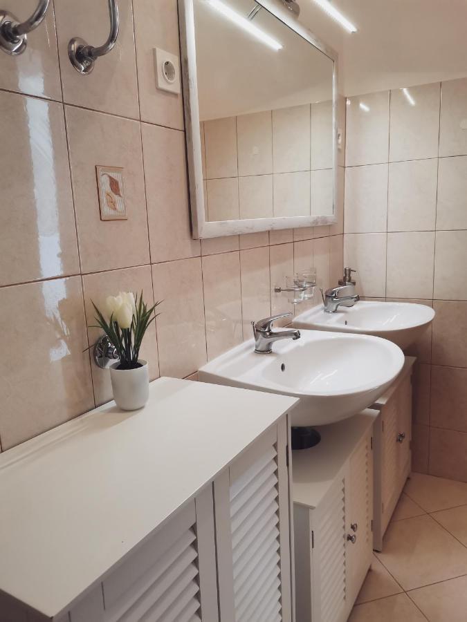 Apartments Matesic Ninski Stanovi Luaran gambar