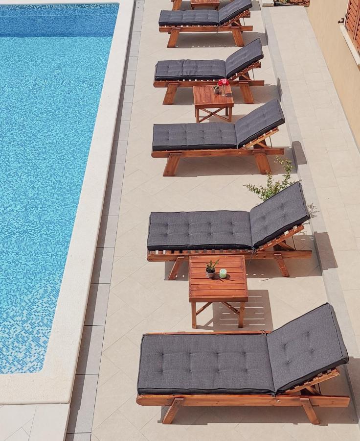 Apartments Matesic Ninski Stanovi Luaran gambar