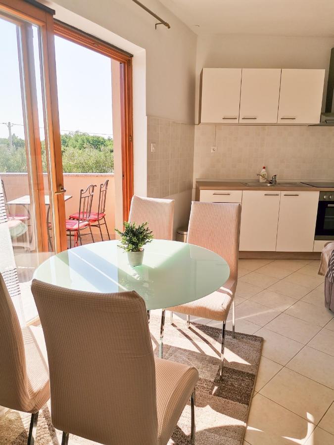 Apartments Matesic Ninski Stanovi Luaran gambar